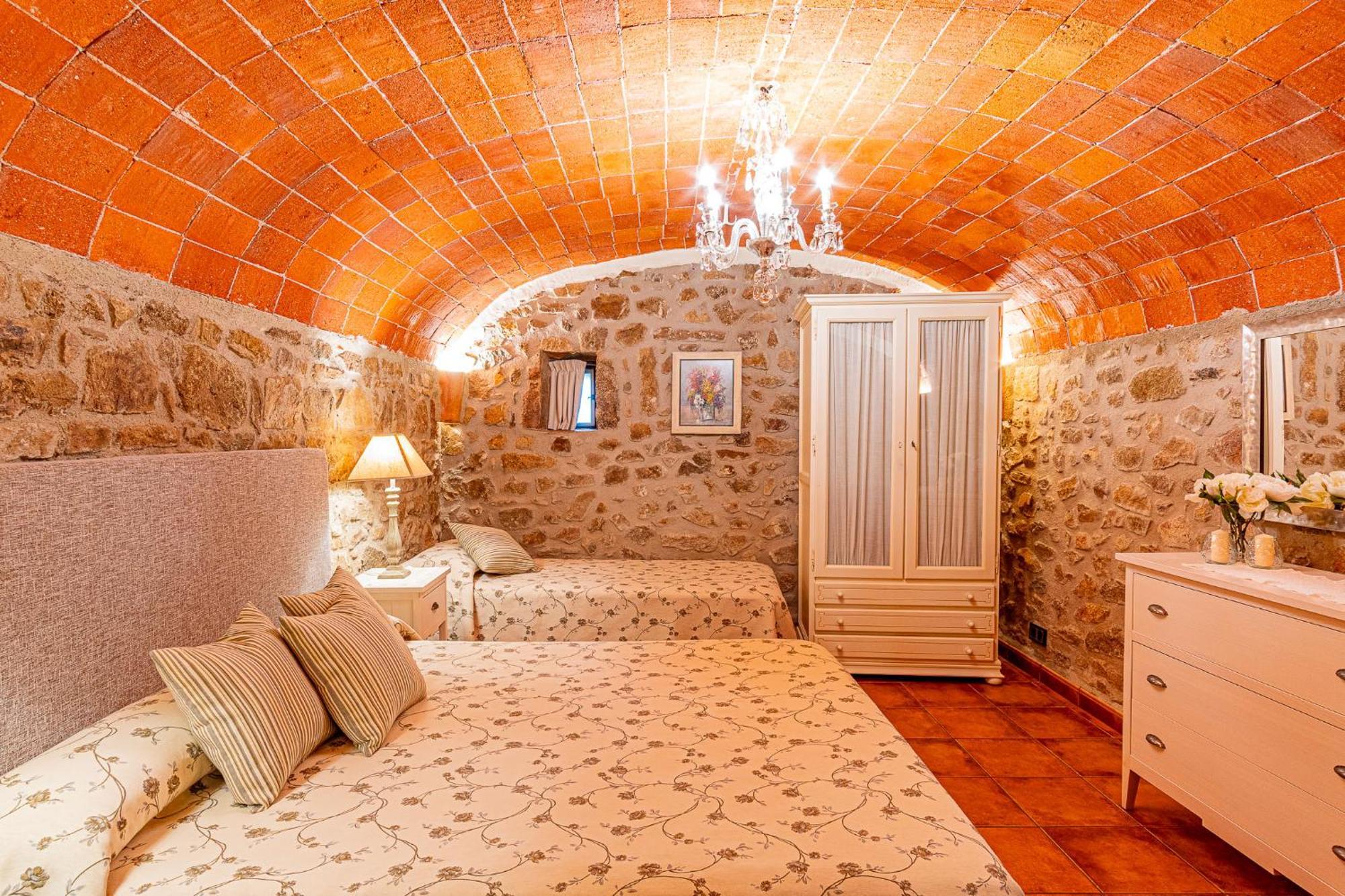 Cal Bisbe, Your Rural Holiday Home Capmany Экстерьер фото