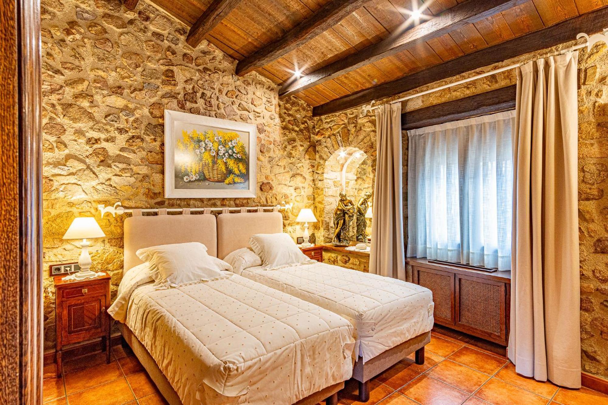 Cal Bisbe, Your Rural Holiday Home Capmany Экстерьер фото